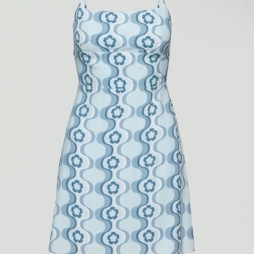 Aritzia Sunday Best Jackson Dress in 70s Vector Blue size L